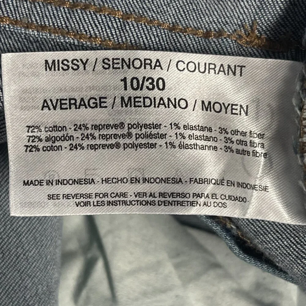 Chaps Mid Rise Crop Kick Jeans Women’s Size 10 / 30 Average - Picture 2 of 8